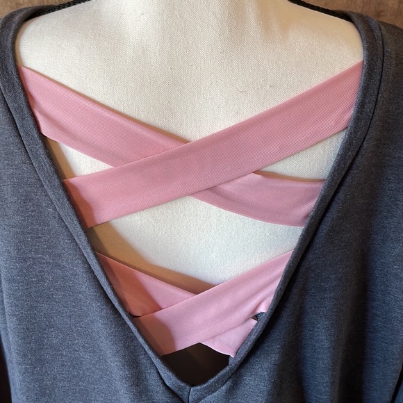 Pro Player Comfy Gray & Pink Sweatshirt 💕 - Picture 5 of 7